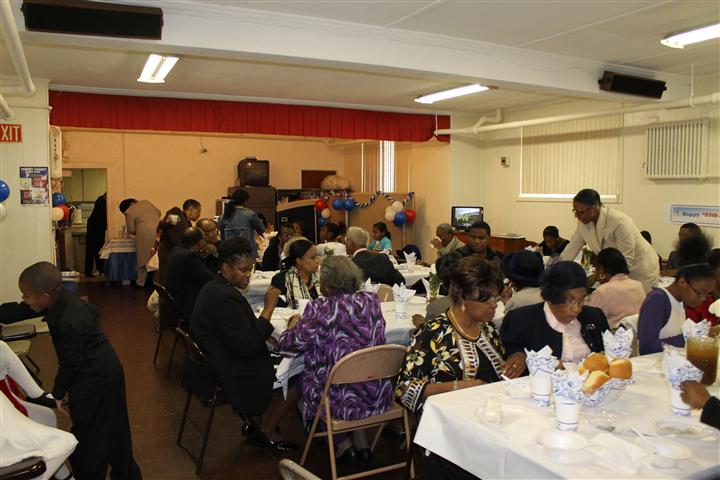 85thAnniversaryLuncheon/85ann202.JPG